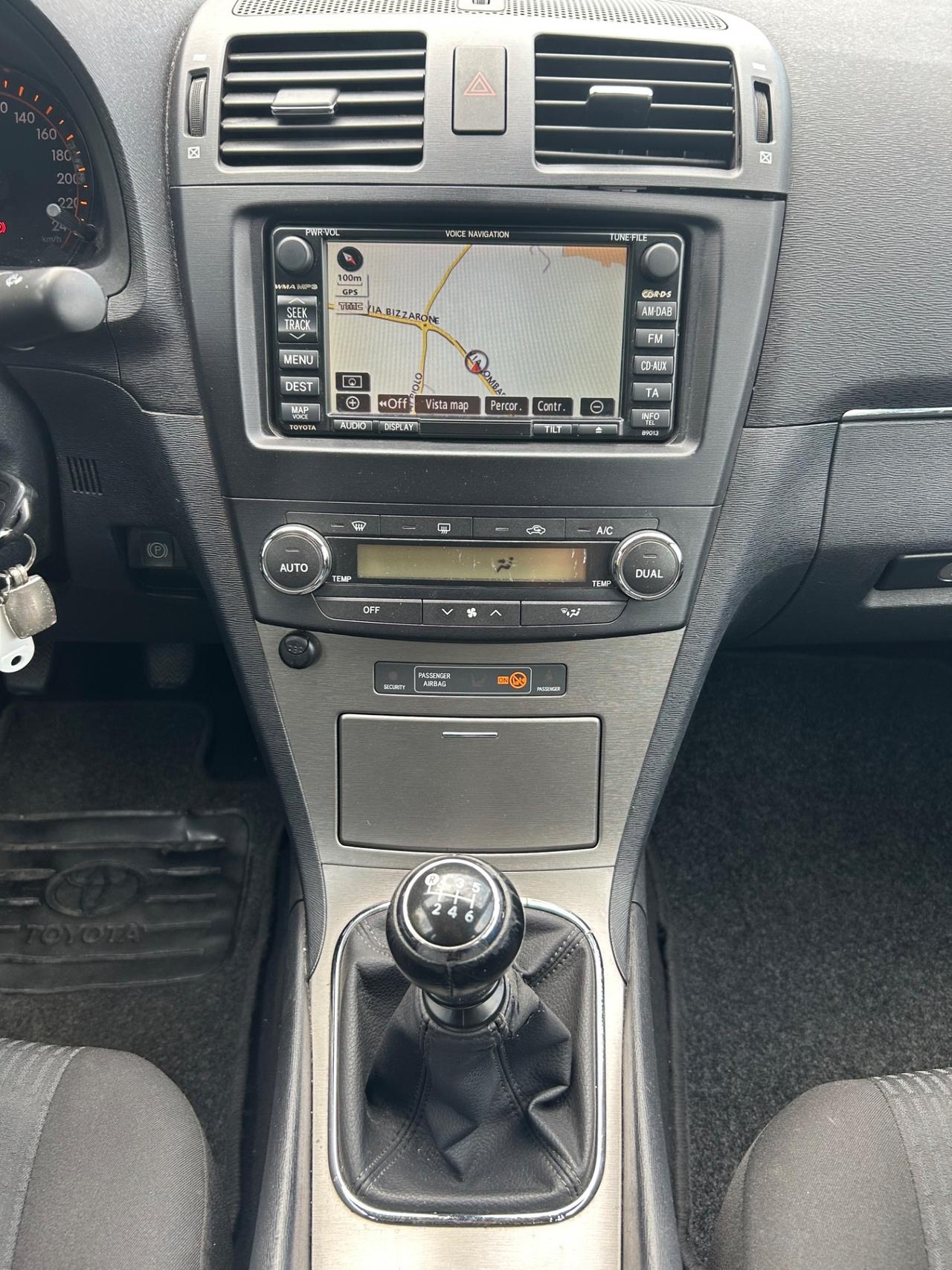 Toyota Avensis 1.8 Executive
