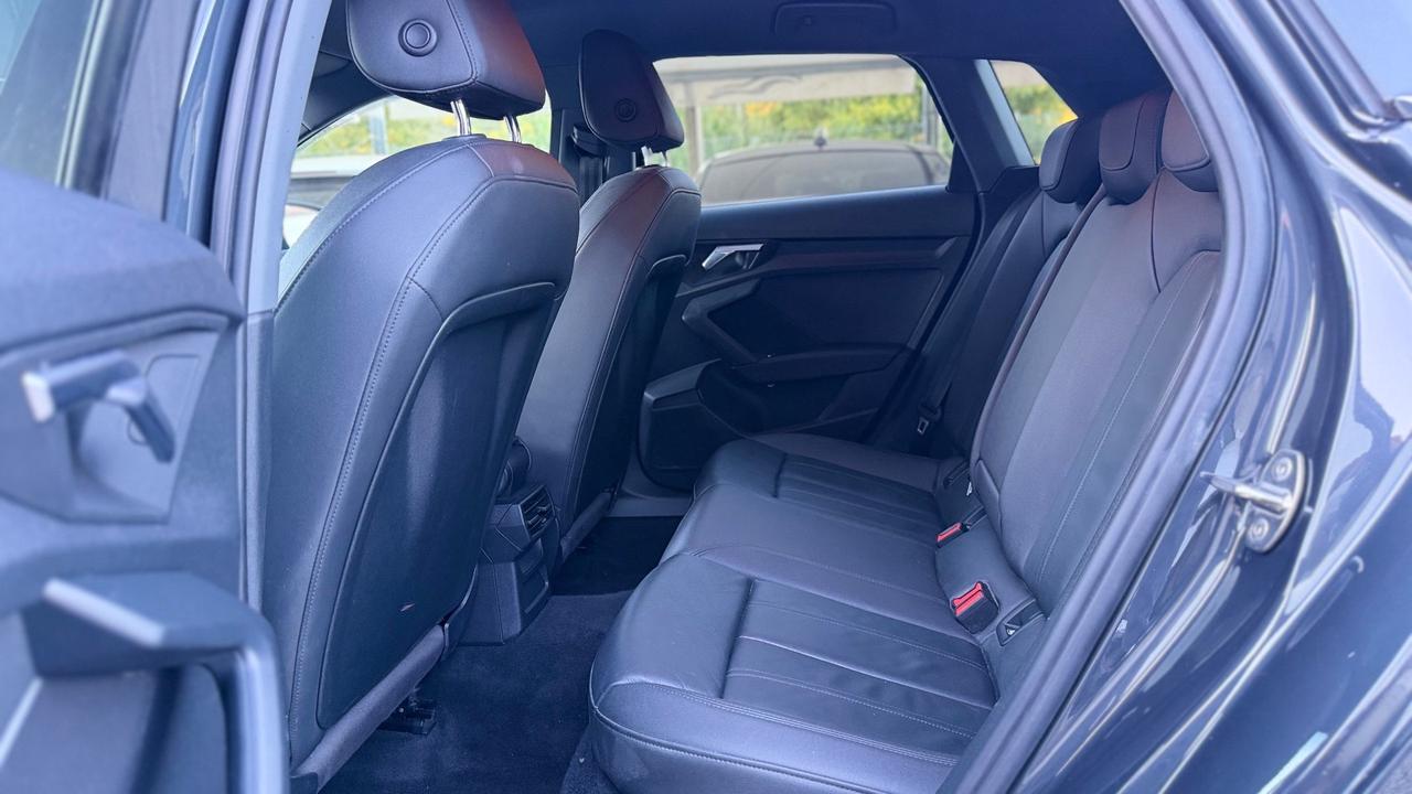 Audi A3 SPB 30 TDI Business Advanced