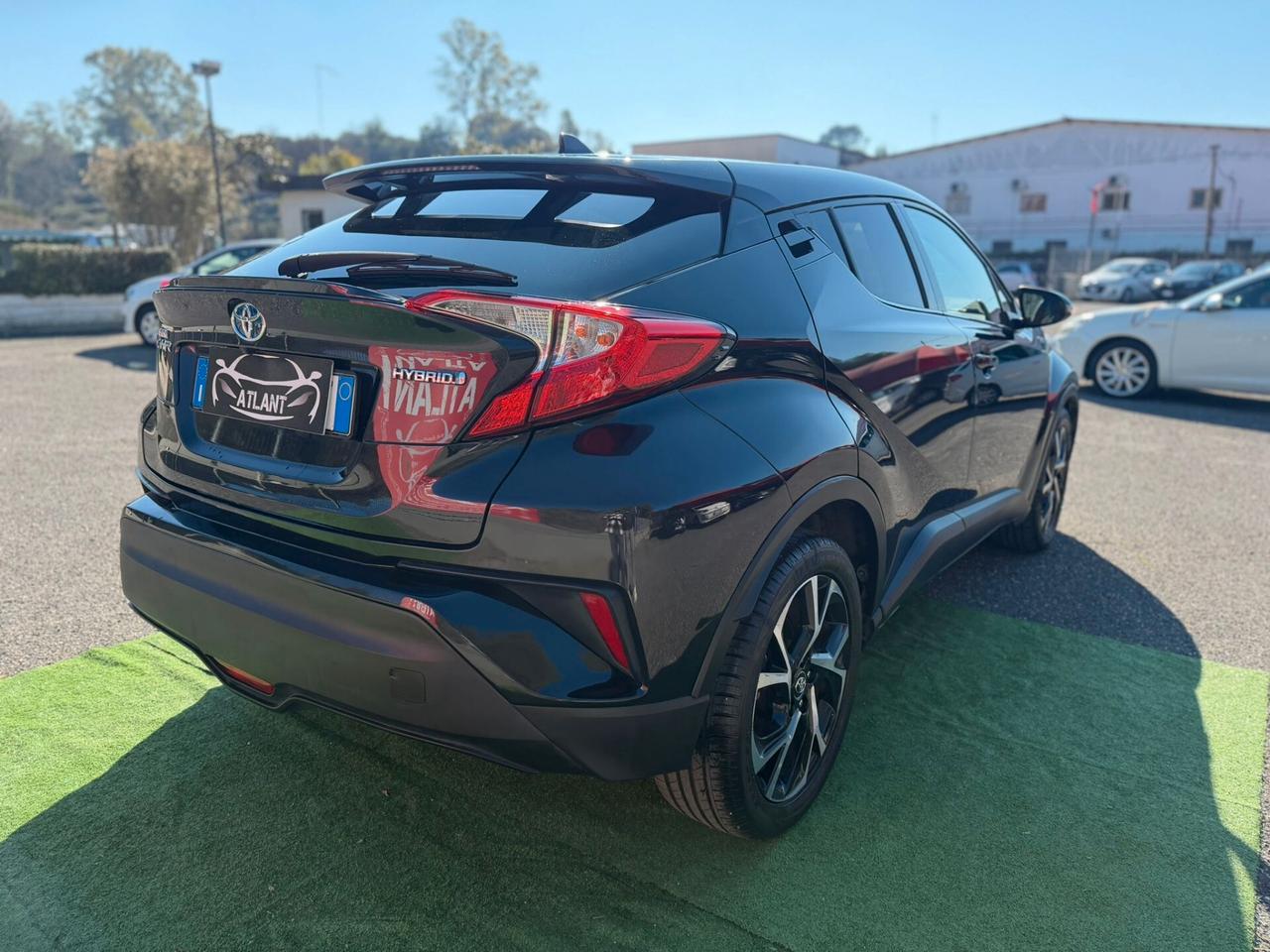 Toyota C-HR 1.8 Hybrid E-CVT Trend