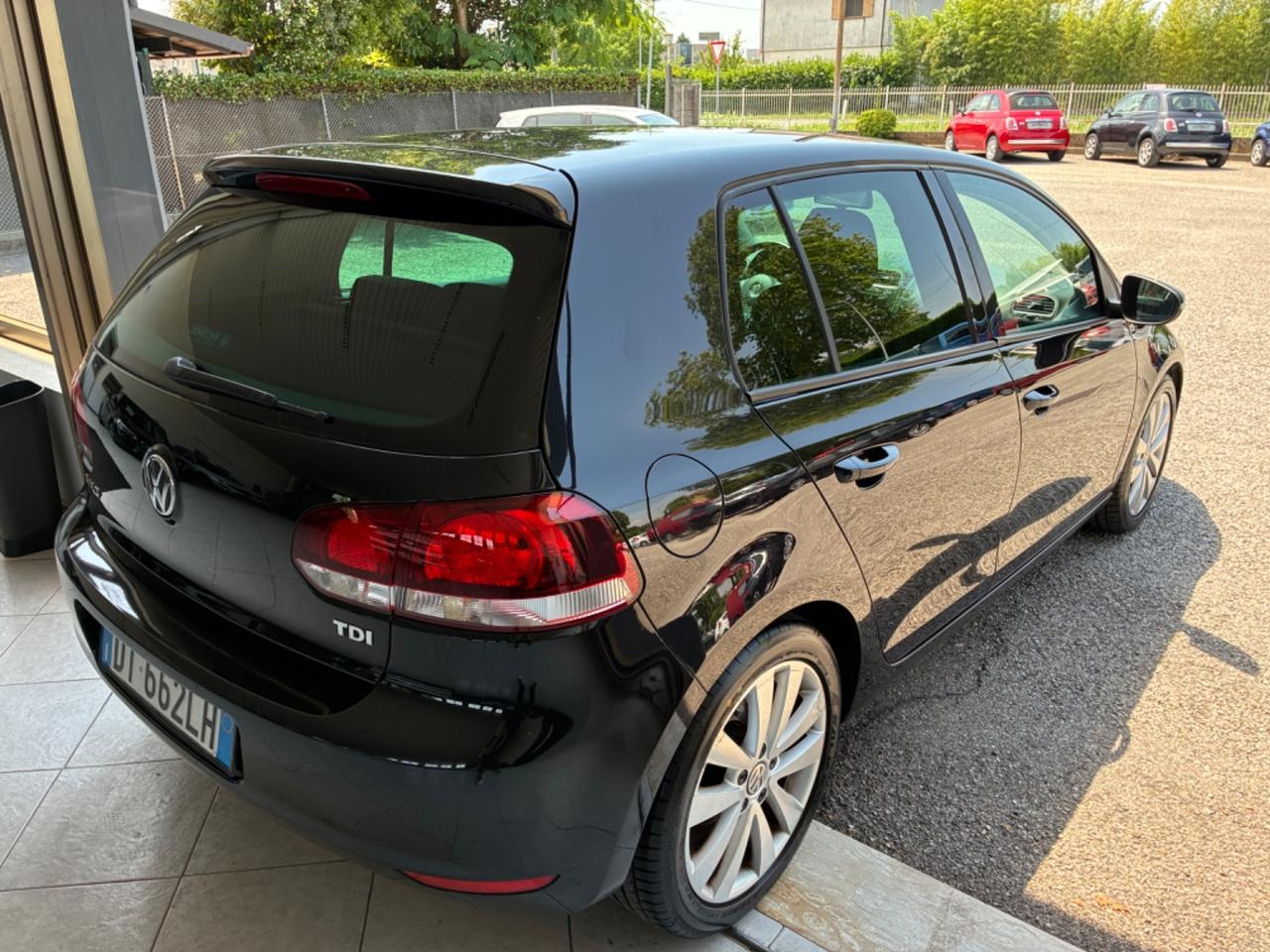 Volkswagen Golf 2.0 TDI 110 cv Highline - 5 porte