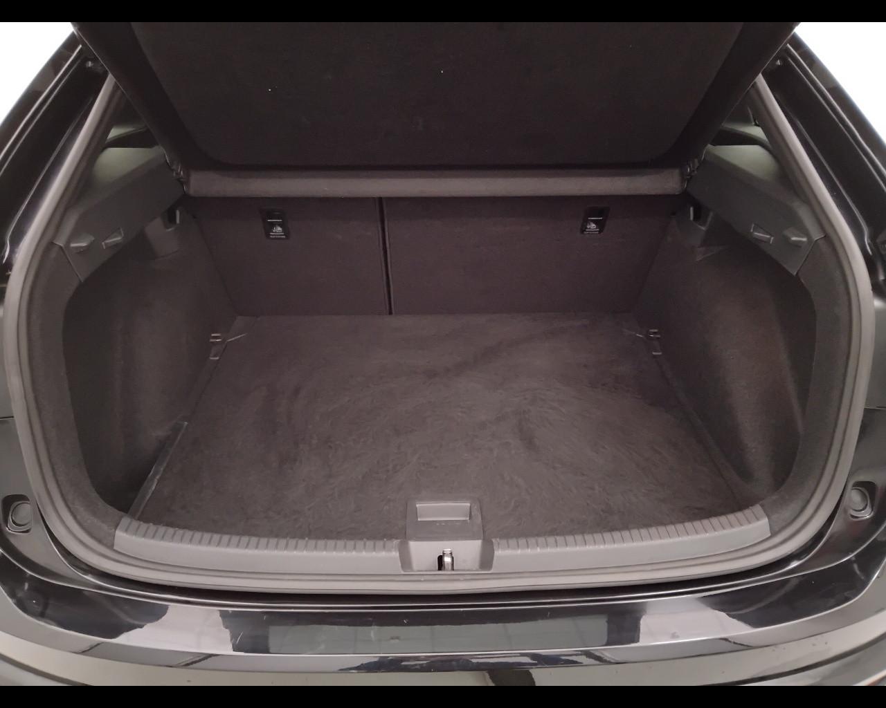 VOLKSWAGEN Taigo - Taigo 1.0 tsi R-Line 115cv