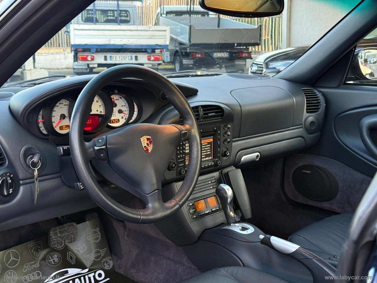 PORSCHE 911 Carrera 4S Coupé