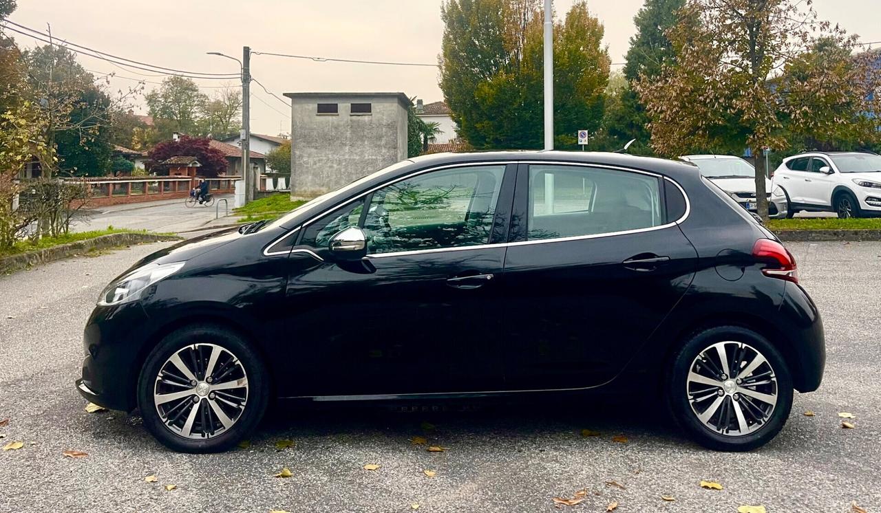 Peugeot 208 PureTech 82 5 porte Access