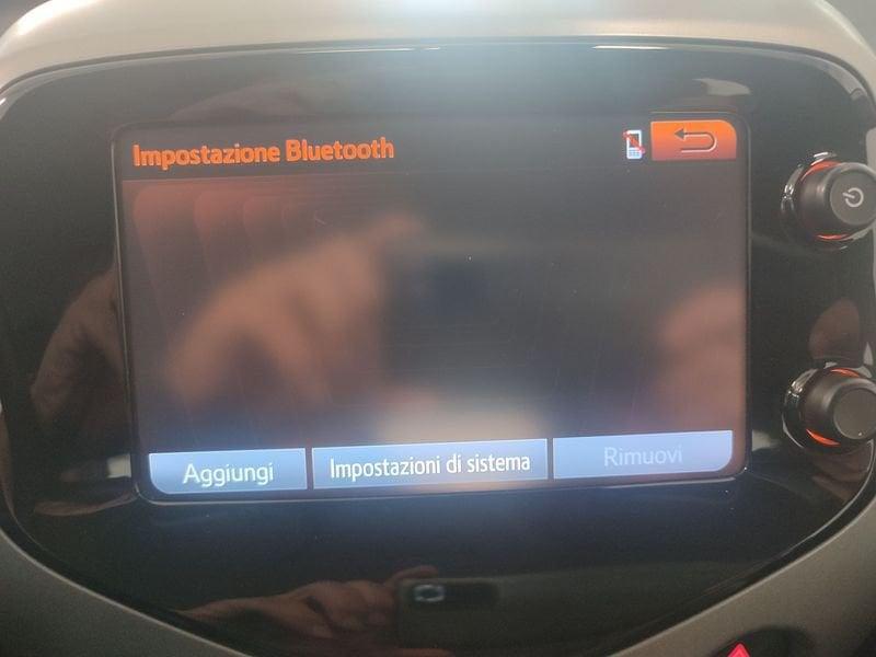 Toyota Aygo 1.0 VVT-i 69 CV 5 porte x-play