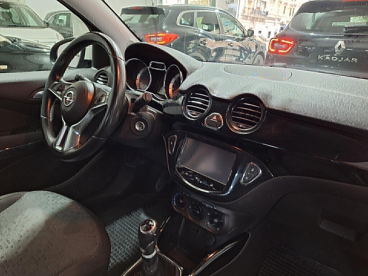 Opel Adam 1.2 69CV Slam 2015
