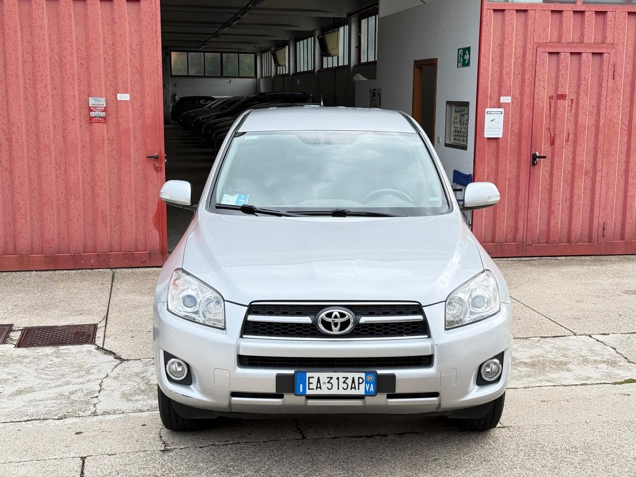 Toyota RAV 4 RAV4 2.2 D-4D 150 CV DPF 4X4