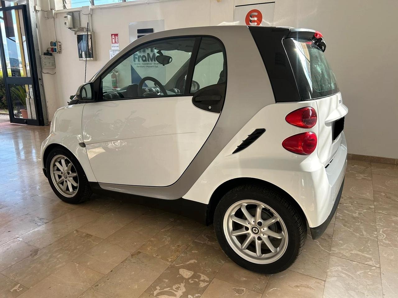 Smart ForTwo 1000 52 kW coupé pure