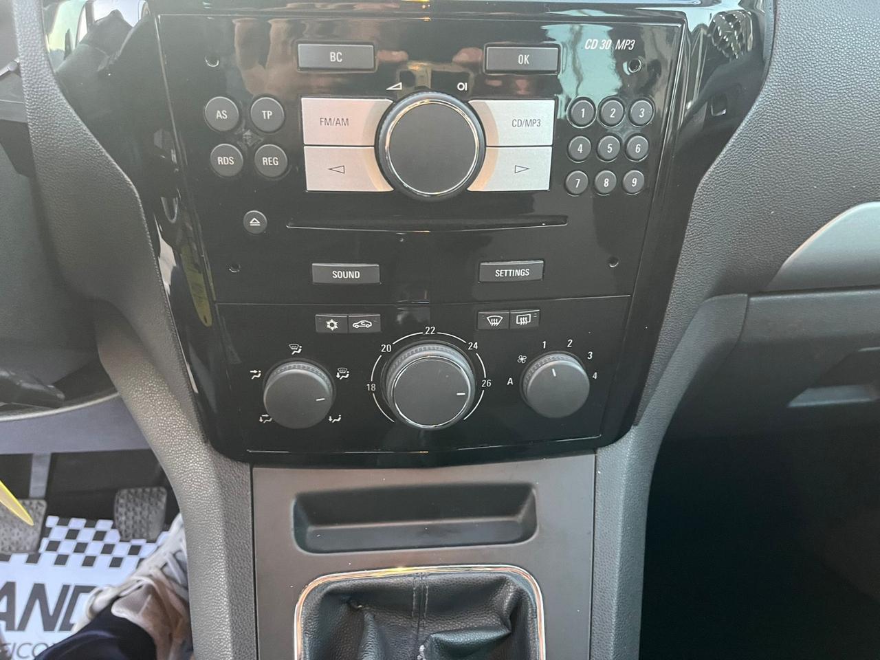 Opel Zafira 1.8 GPL-TECH Cosmo Unipro 2010