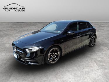 Mercedes-Benz Classe A - W177 2018 - A 180 d Premium Night edition auto