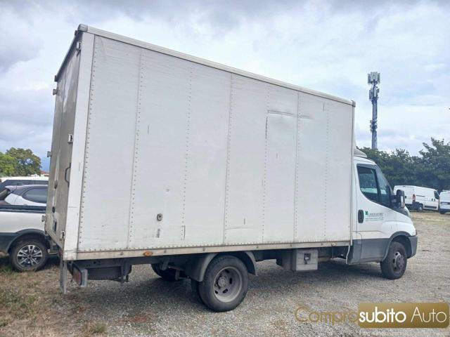 IVECO Daily 33S11A8V 2.3d + IVA 22%