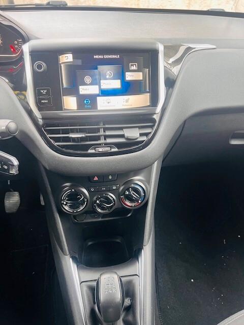 Peugeot 208 1.2 VTi 82 CV 5 porte Allure