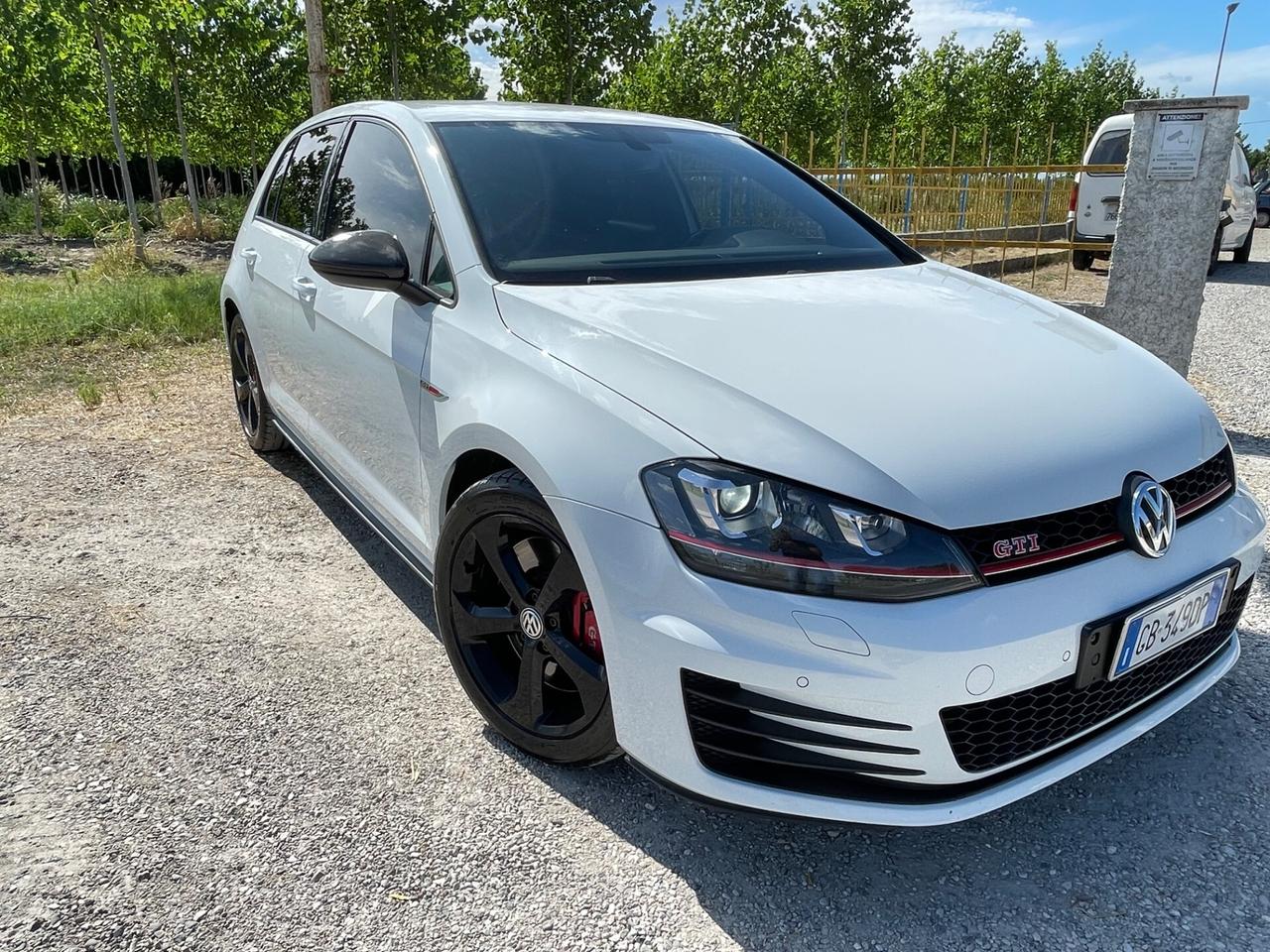 Volkswagen Golf GTI Golf GTI Performance 2.0 TSI 5p. BlueMotion Technology