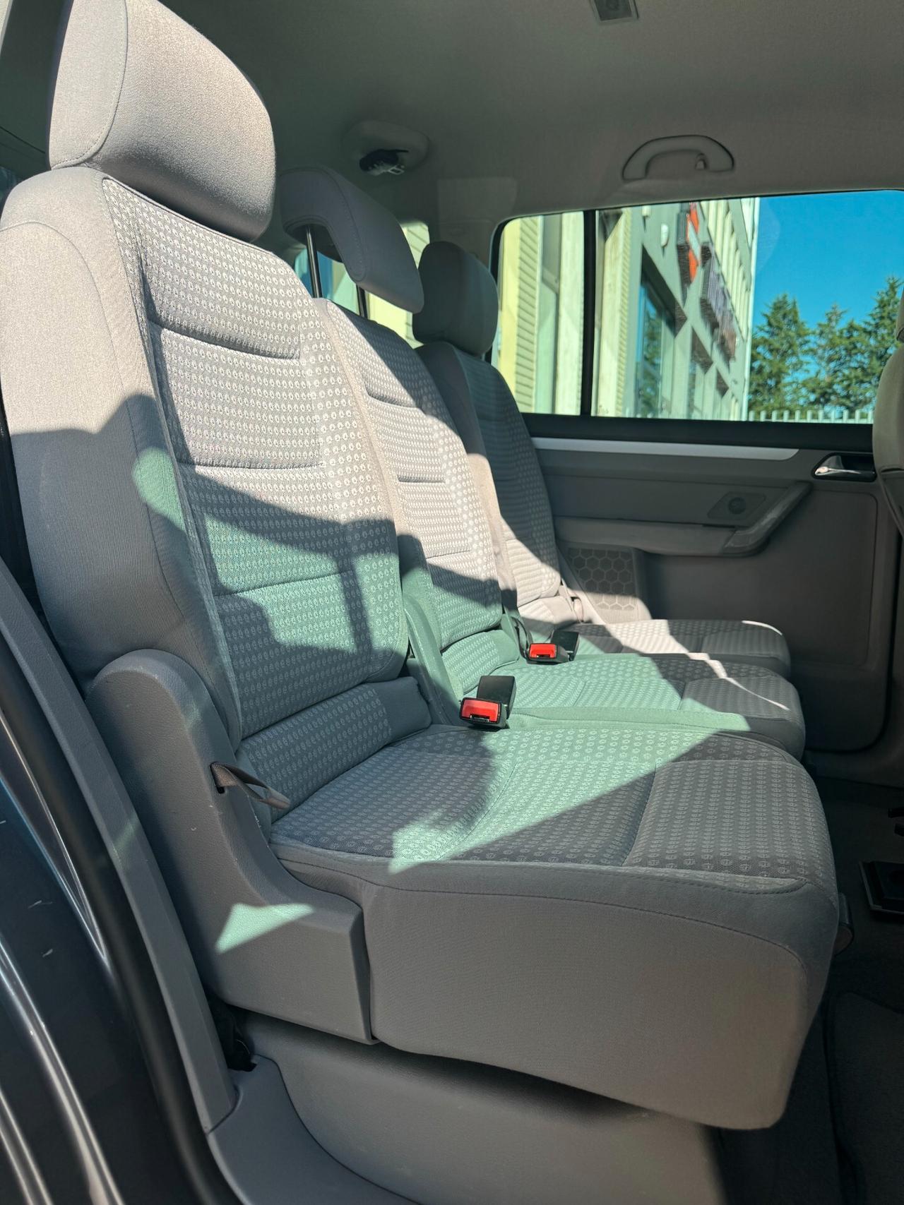 Volkswagen Touran 1.6 16V FSI Highline NEOPATENTATO