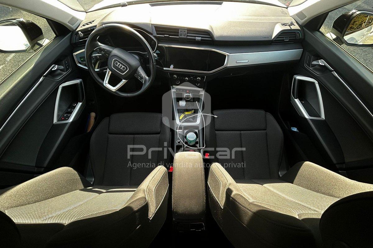 AUDI Q3 45 TFSI e S tronic S line edition