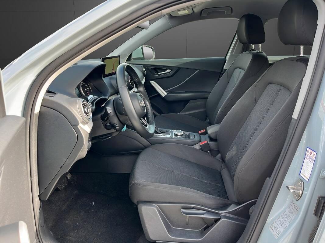 Audi Q2 35 2.0 tdi Business s-tronic