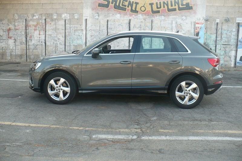Audi Q3 Q3 35 TDI S tronic Business Advanced