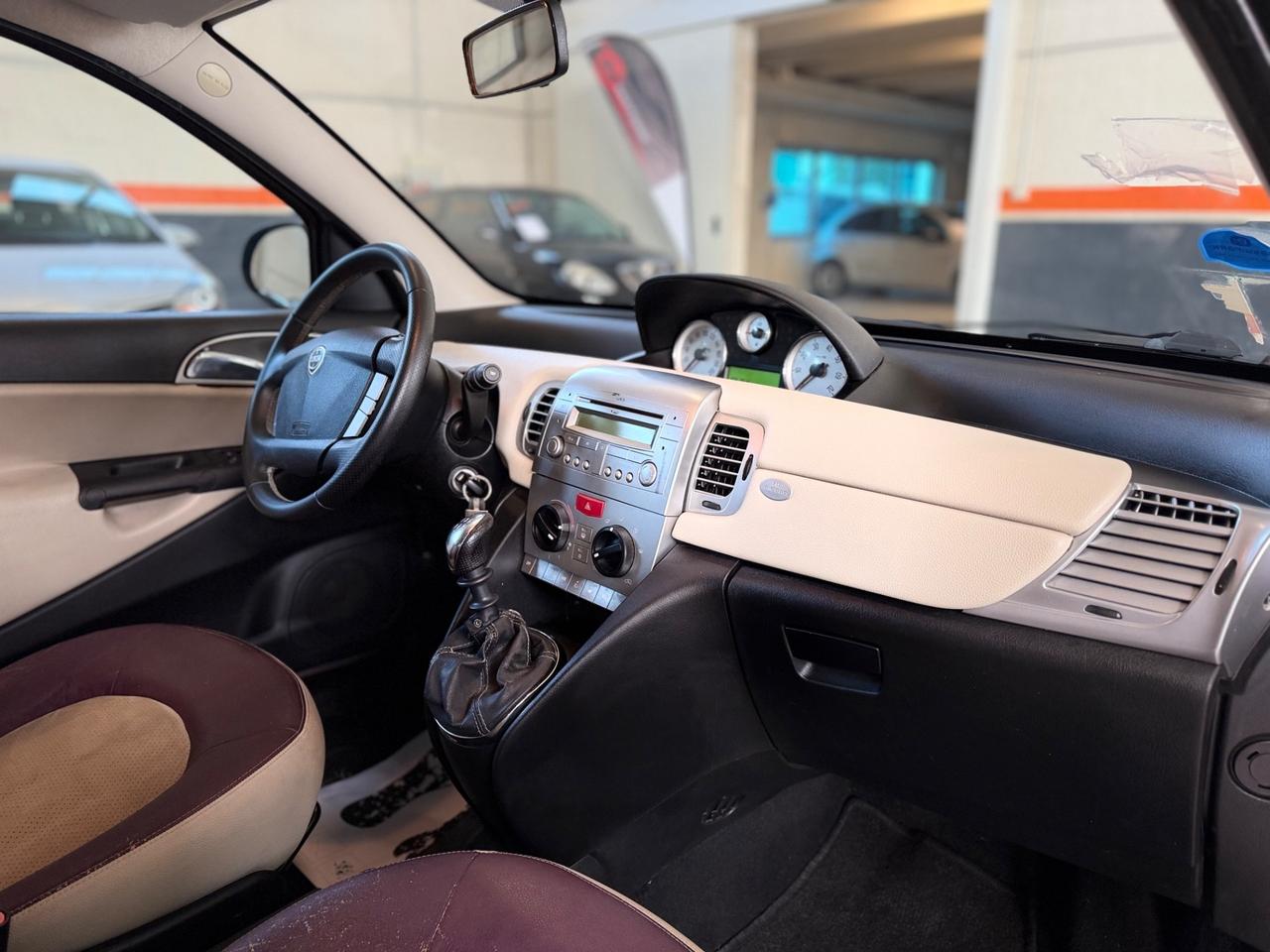 Lancia Ypsilon 1.2 Elle NEOPATENTATI