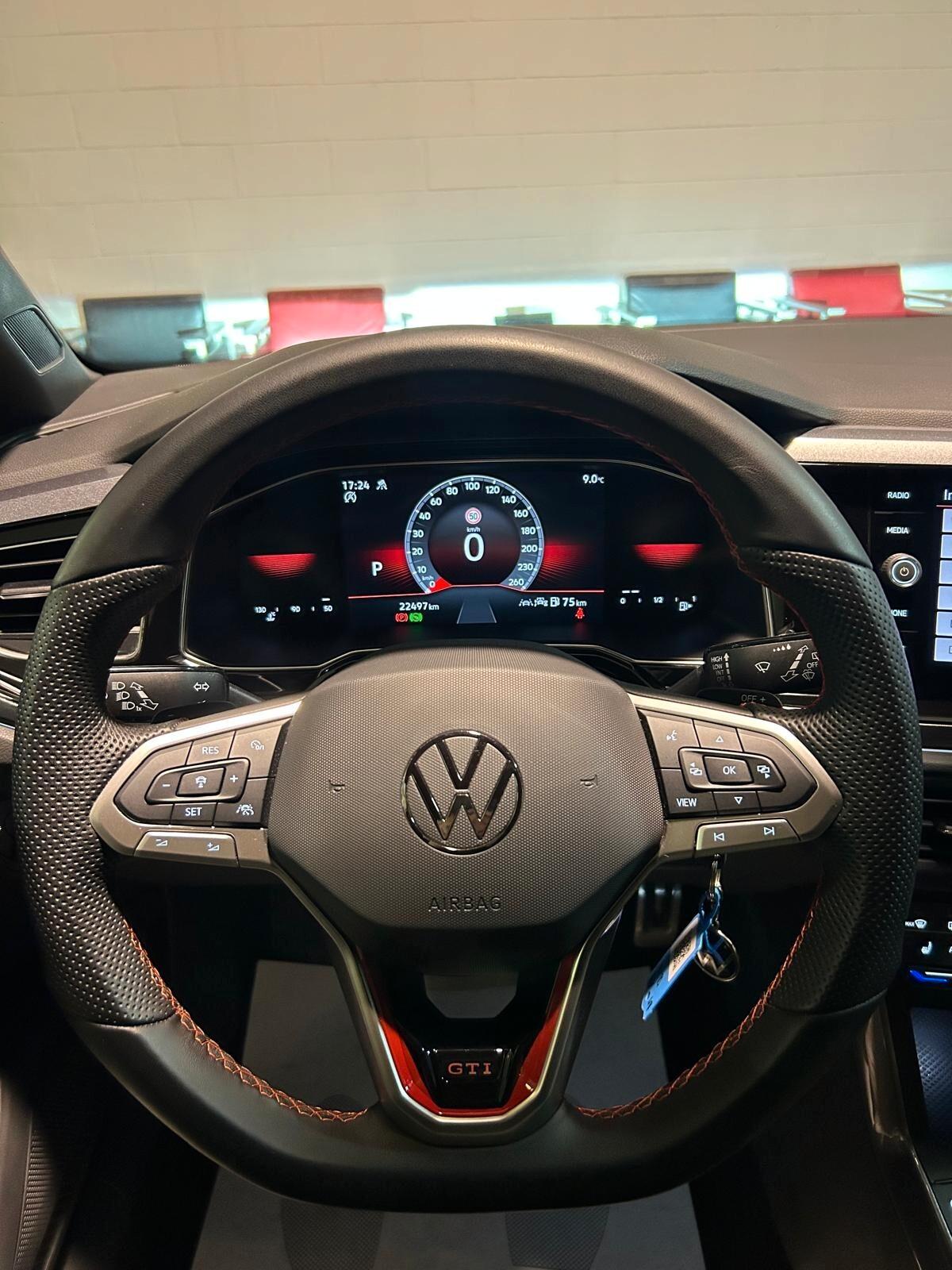 Volkswagen Polo 2.0 TSI DSG GTI