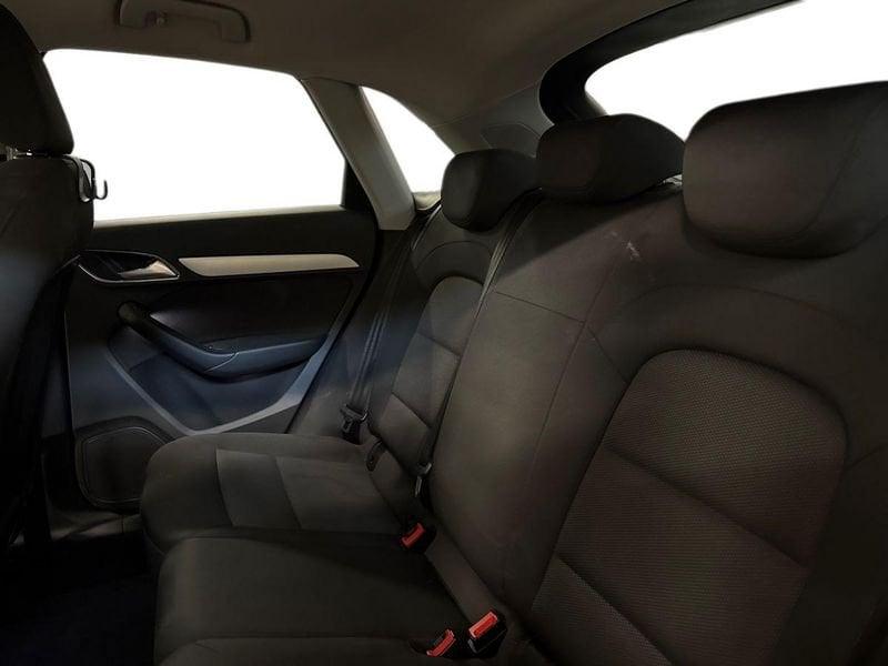 Audi Q3 2.0 tdi Business 120cv s-tronic