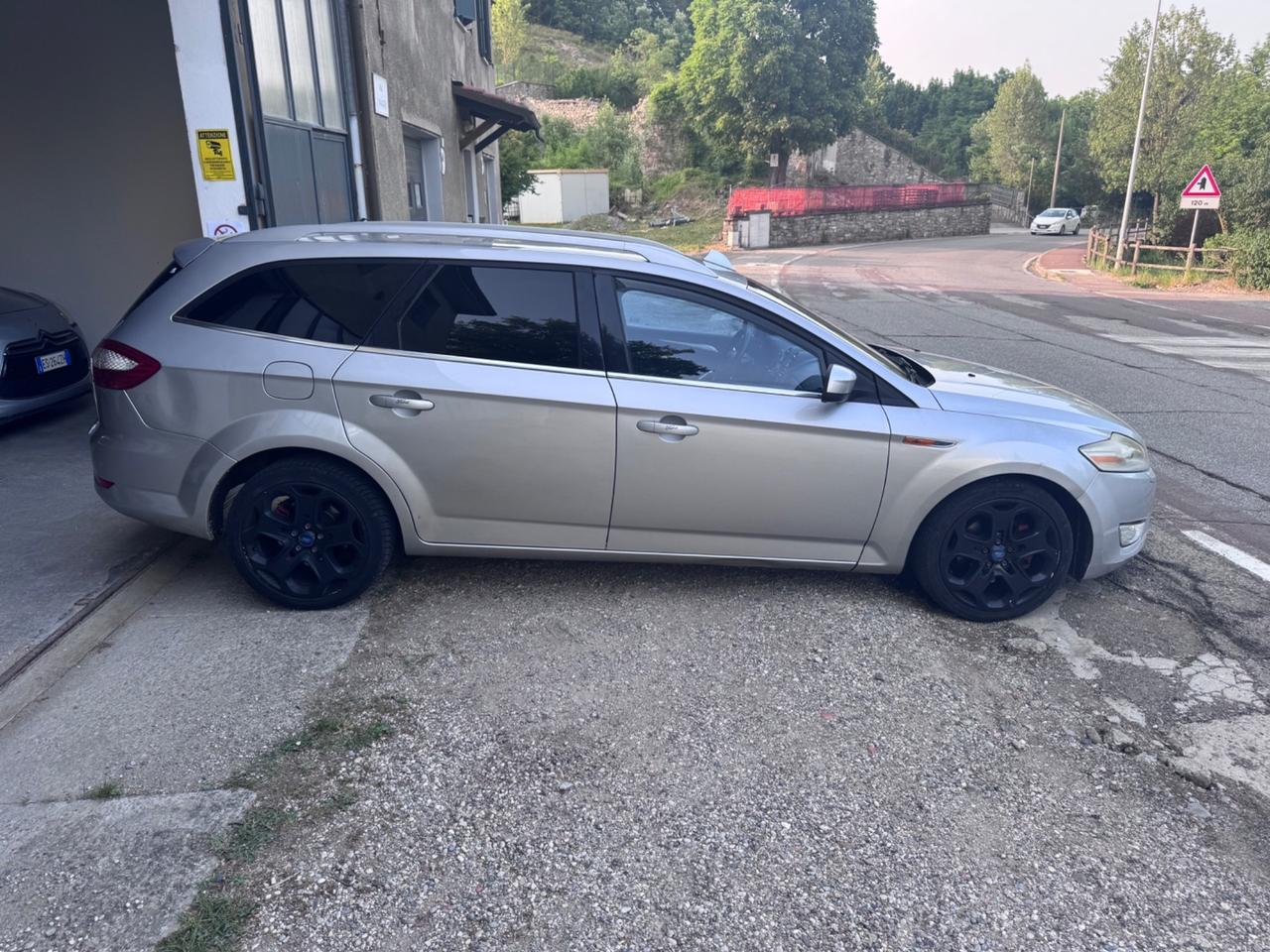 Ford Mondeo 2000 TDCi 140 CV Ghia DPF con cambio automatico 6Tronic