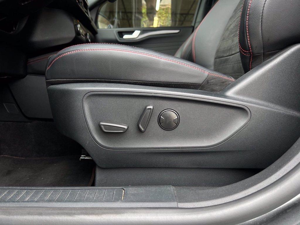 FORD Kuga 2.5 Full Hybrid 190 CV CVT AWD ST-Line X del 2023