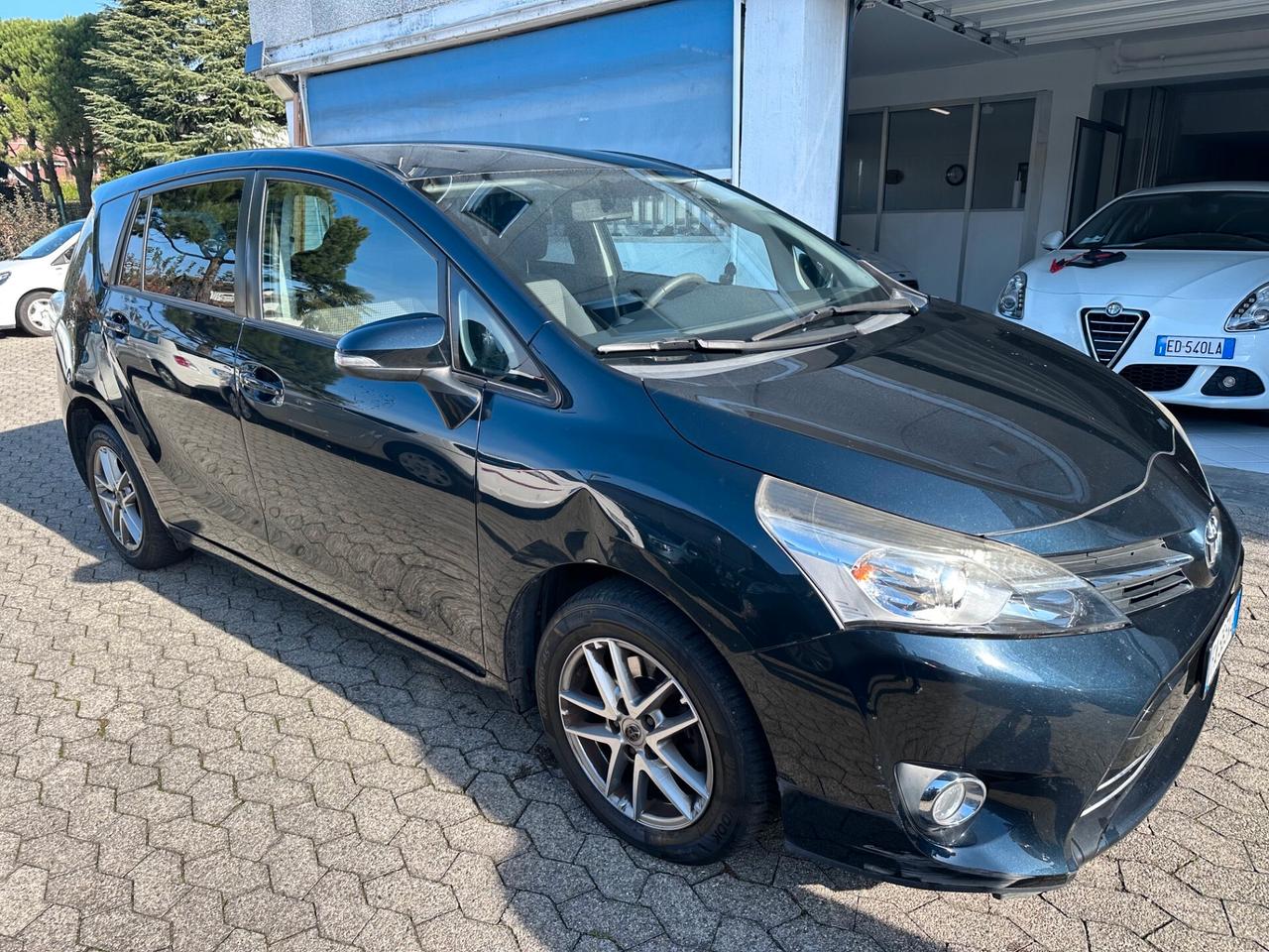 Toyota Verso 1.6 D-4D Business*EURO6*CERCHI
