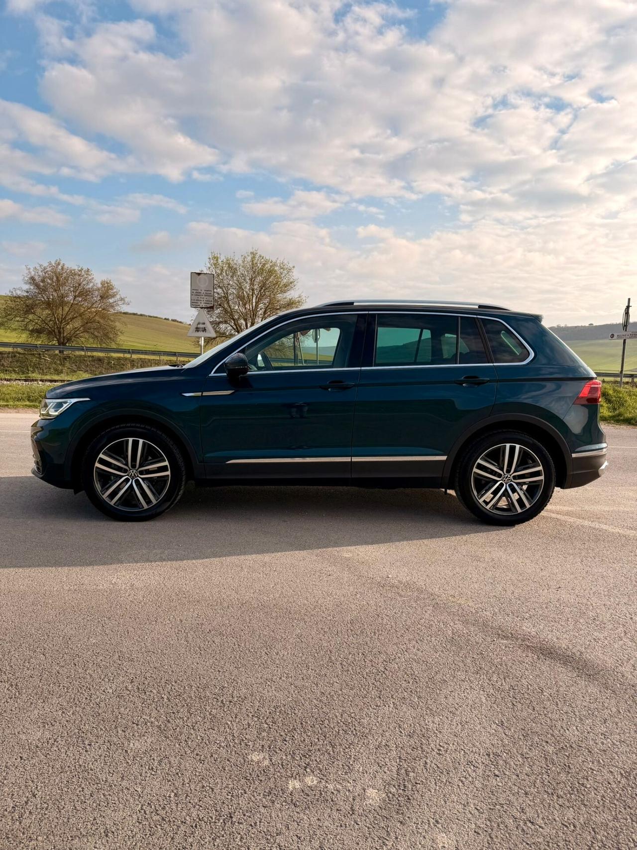 Volkswagen Tiguan 2.0 TDI 150 CV SCR DSG Elegance IVA ESPOSTA