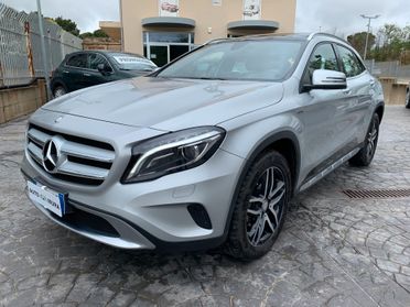 Mercedes-benz GLA 200d 4Matic Premium - !! TETTO !!