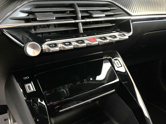 PEUGEOT 208 1.2 Hybrid 145 e-DCS6 GT