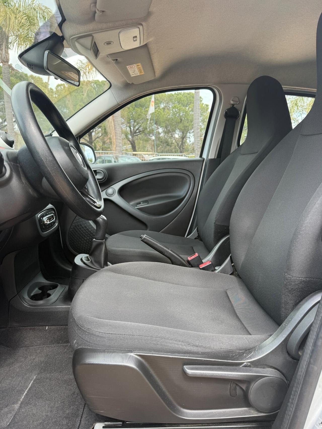 Smart ForFour 70 1.0 twinamic Youngster