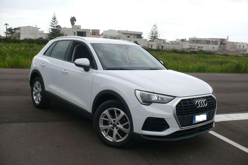 Audi Q3 2.0 35 TDI S Tronic Business Advanced
