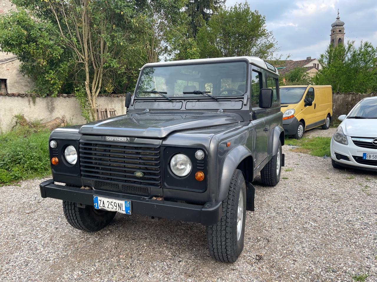 Land Rover Defender 90 2.5 Td5 Station Wagon SE