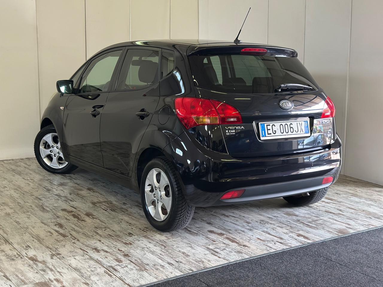 Kia Venga 1.4 CRDi 90CV WGT EX Ok Neopatentati
