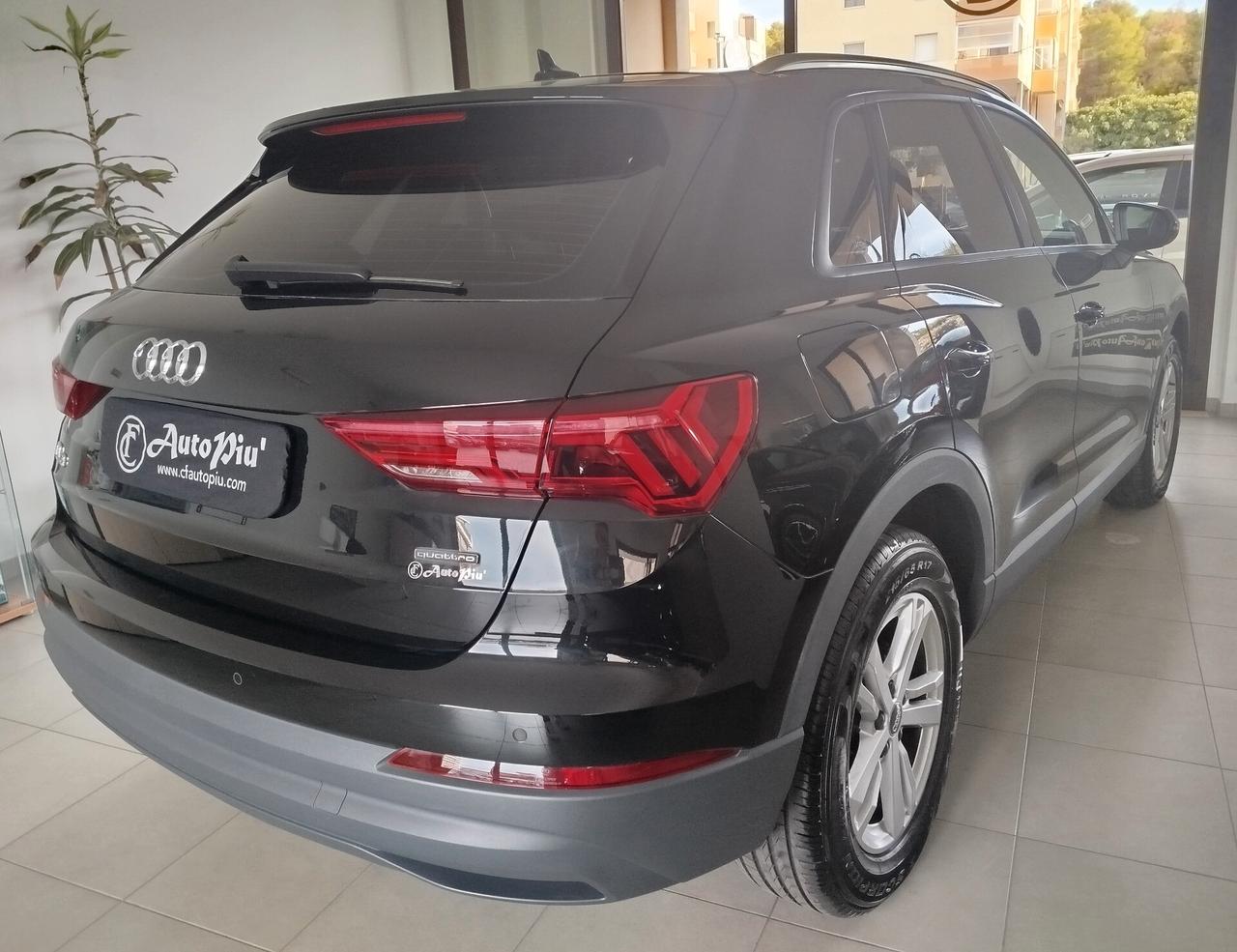 Audi Q3 40 TDI quattro S tronic Business Advanced