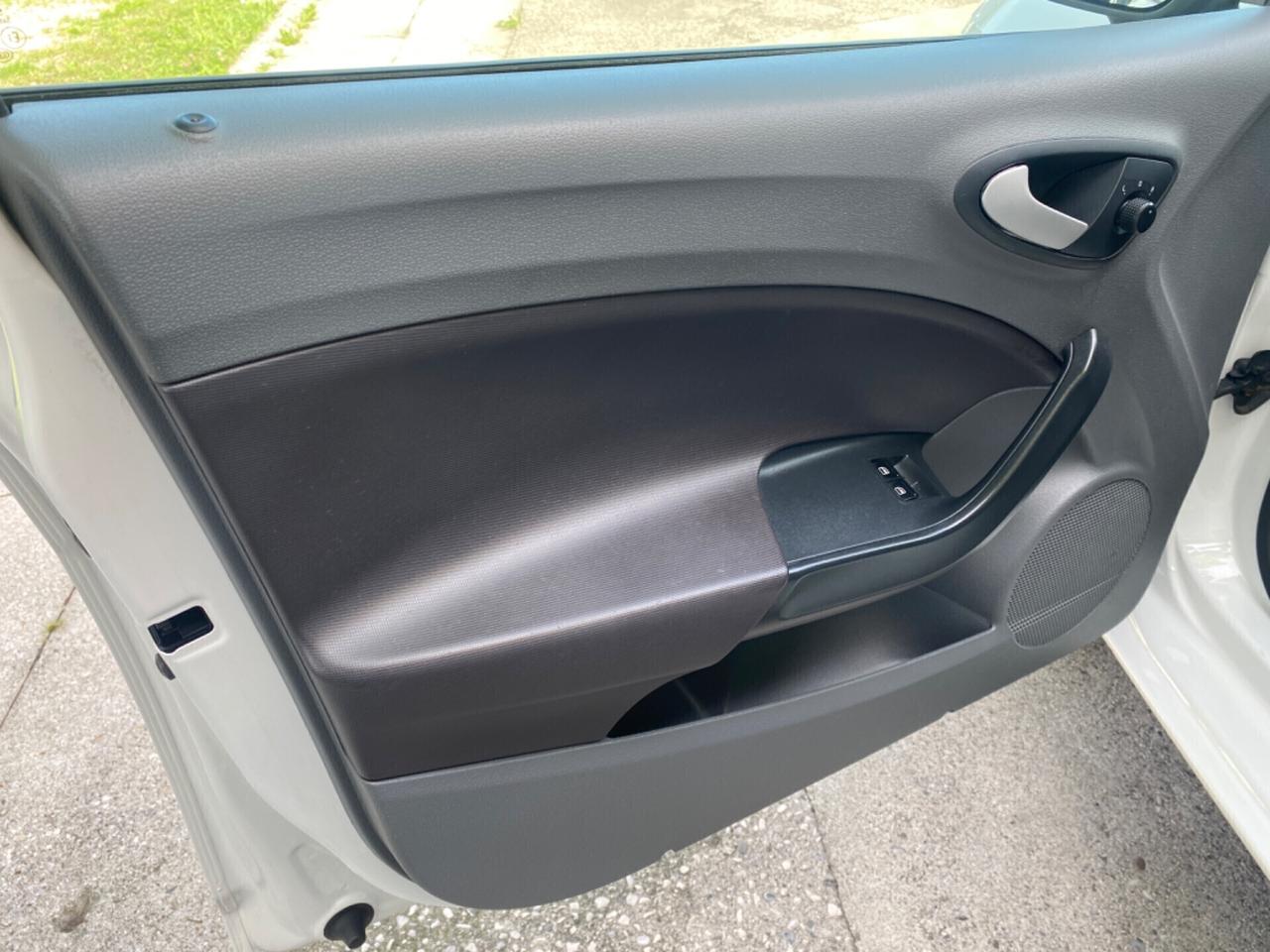 Seat Ibiza ST 1.2 TDI Station wagon - 2012