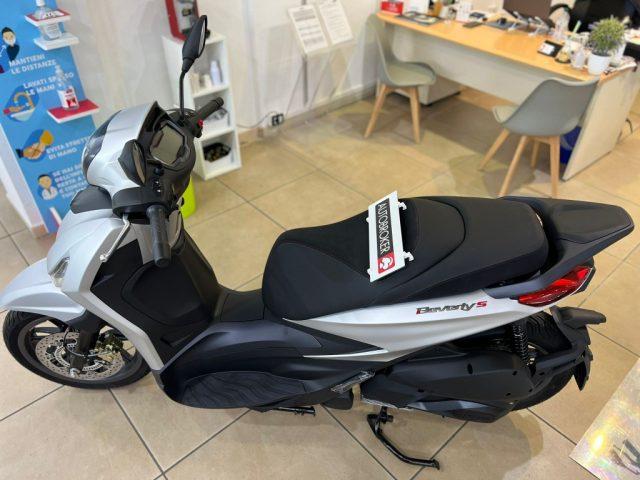 PIAGGIO Beverly 300 i.e. S