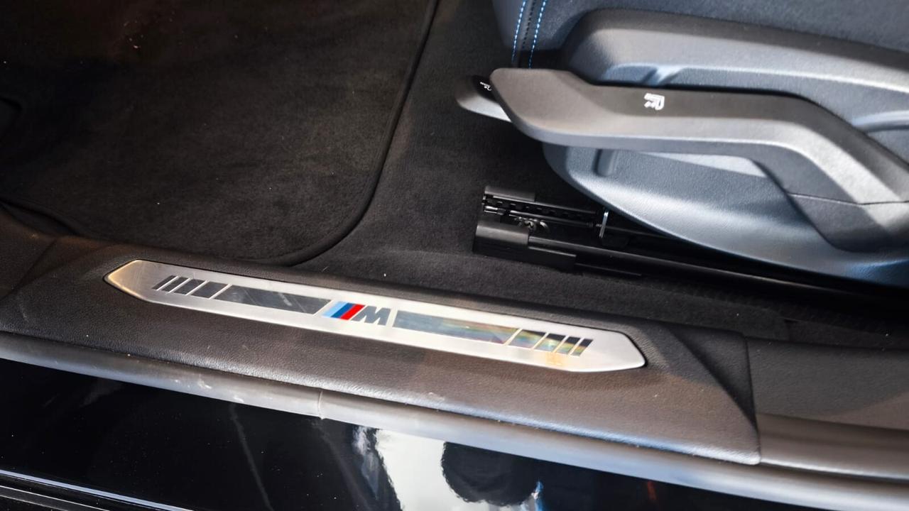 Bmw 118 118d 5p. MSport Design