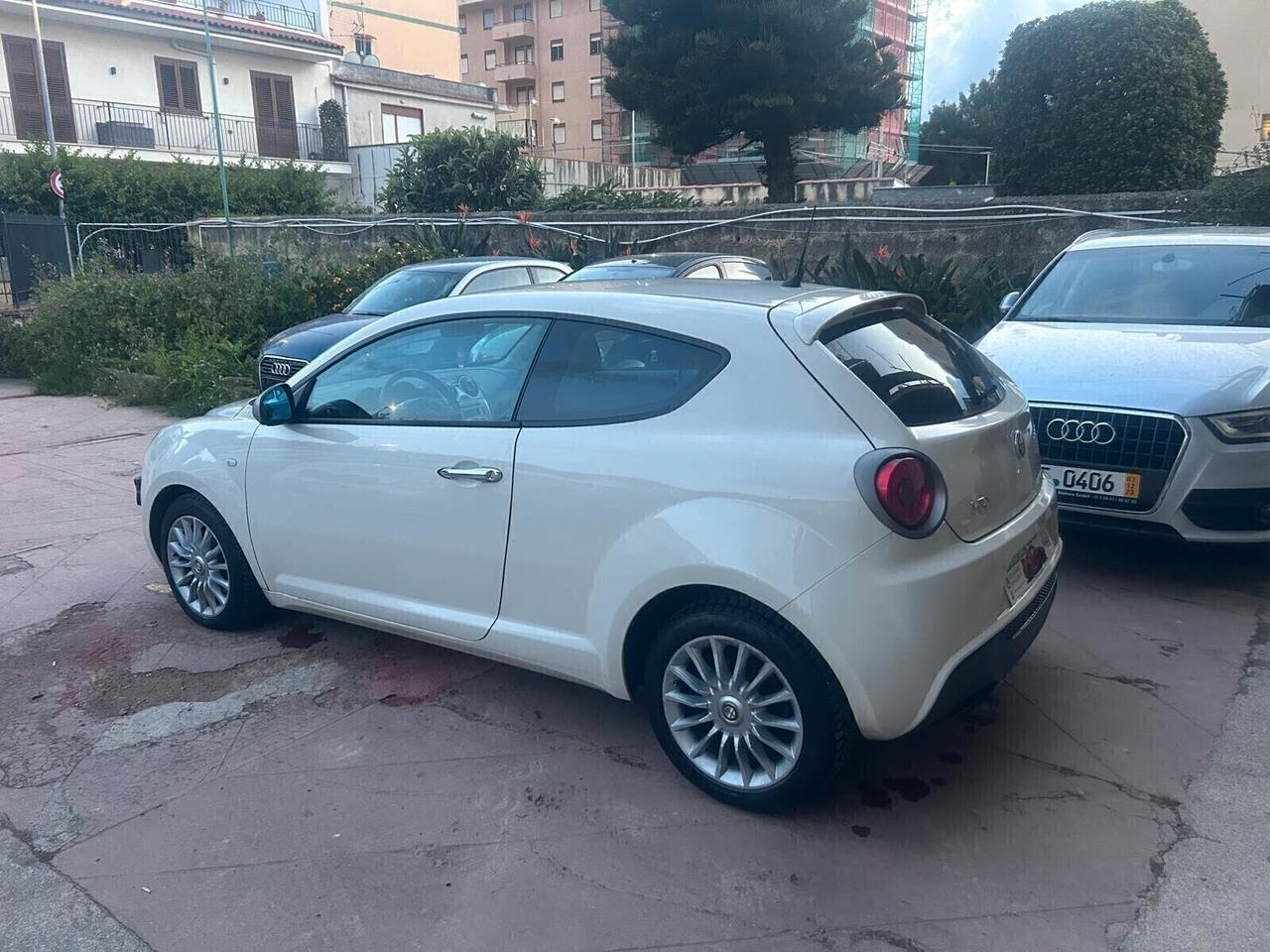 Alfa Romeo MiTo 1.3 JTDm 85 CV Distinctive 2015