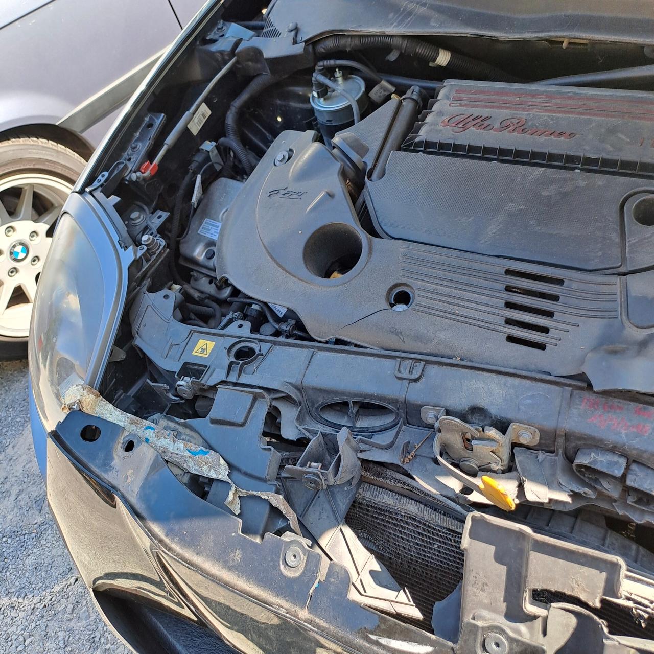 Alfa Mito 1.3 Mjet incidentata x ricambi