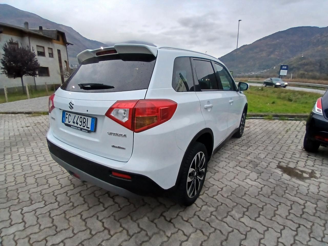 Suzuki Vitara 1.6 VVT A/T 4WD AllGrip V-Top