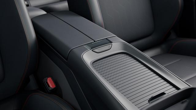 LYNK & CO 08 1.5 Plug-in Hybrid MORE AUTOMATICA