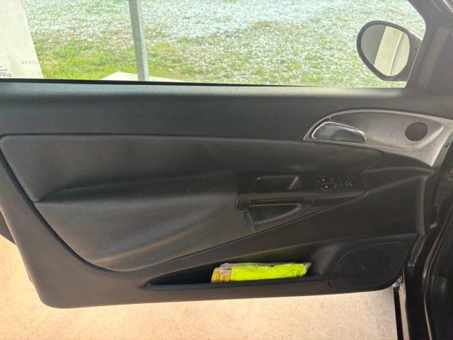 LANCIA Ypsilon 1.3 MJT 75 CV Argento PRIMO PREZZO OK NEOPATENTATI