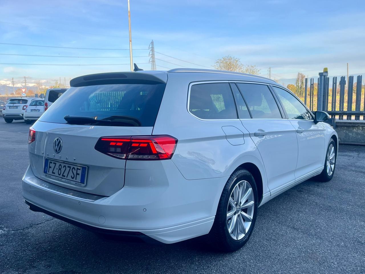 Volkswagen Passat Variant 1.6 TDI DSG Euro 6D-Temp