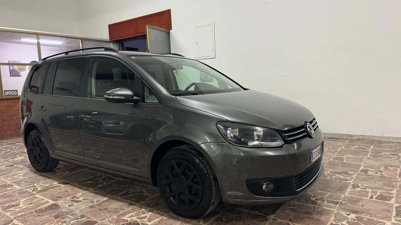 Volkswagen Touran 1.6 TDI DSG Comfortline-2015