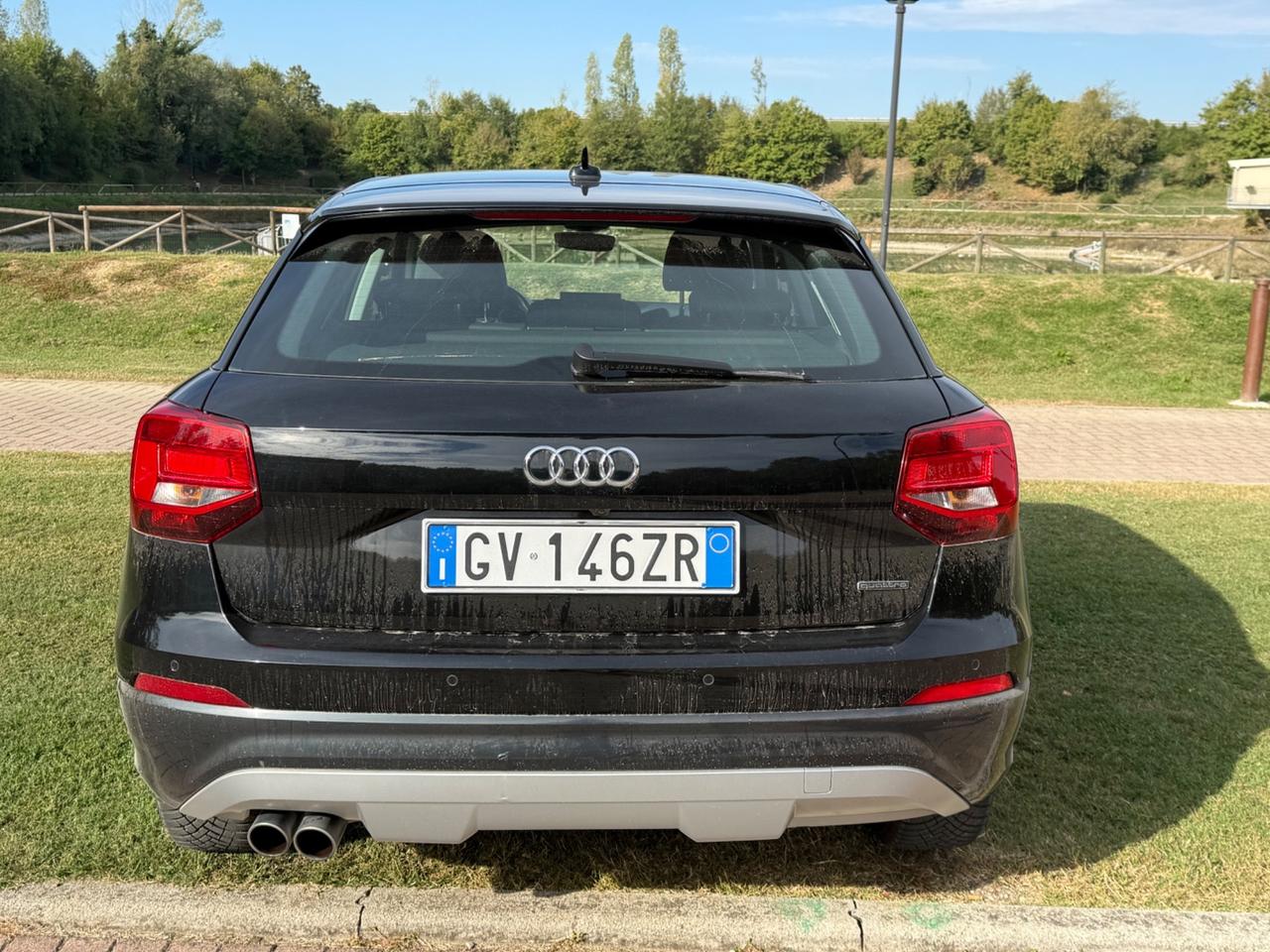 Audi Q2 40 TFSI quattro S tronic Identity Black