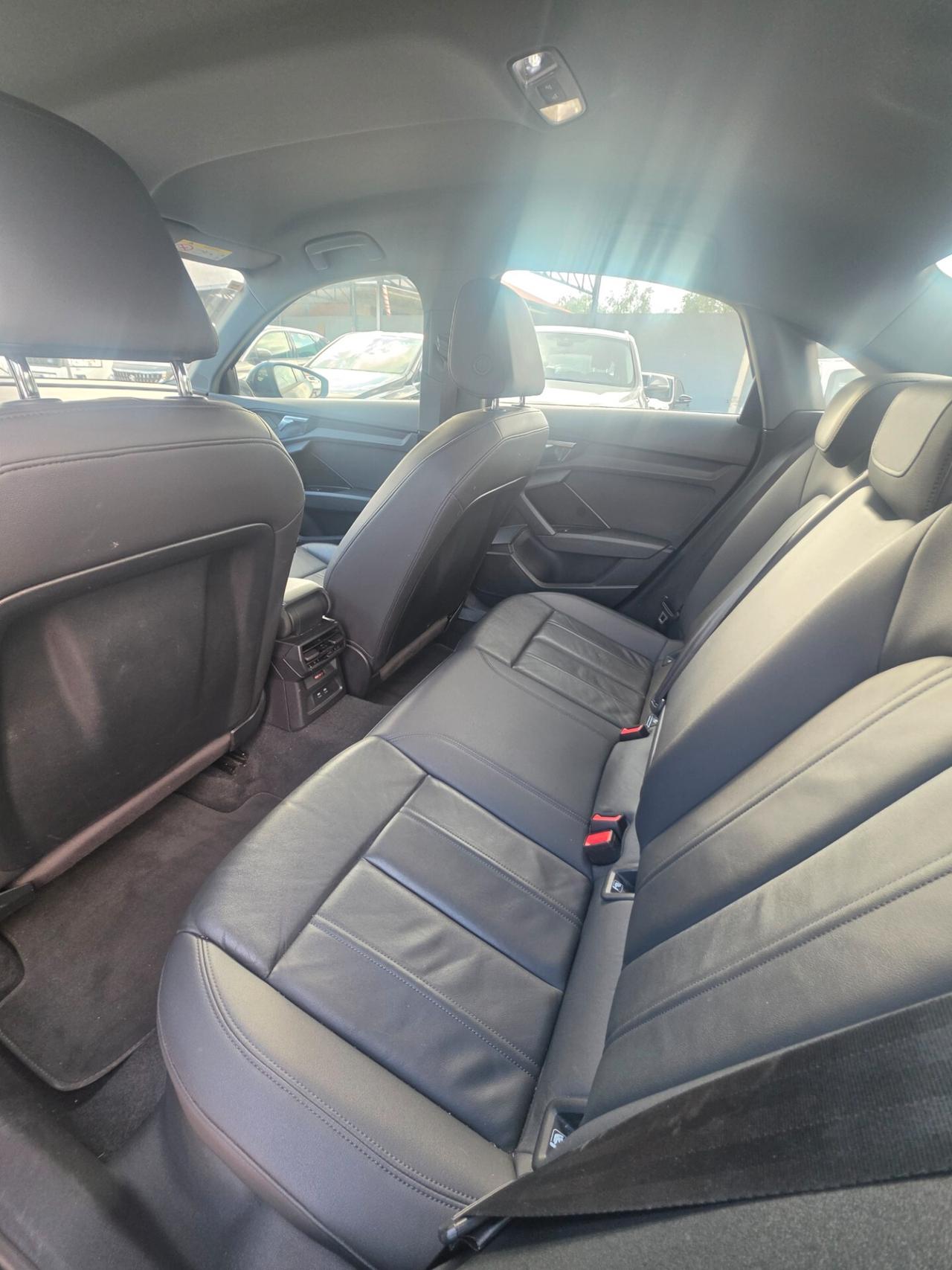 Audi A3 Sedan 35 TDI S tronic Business Advanced
