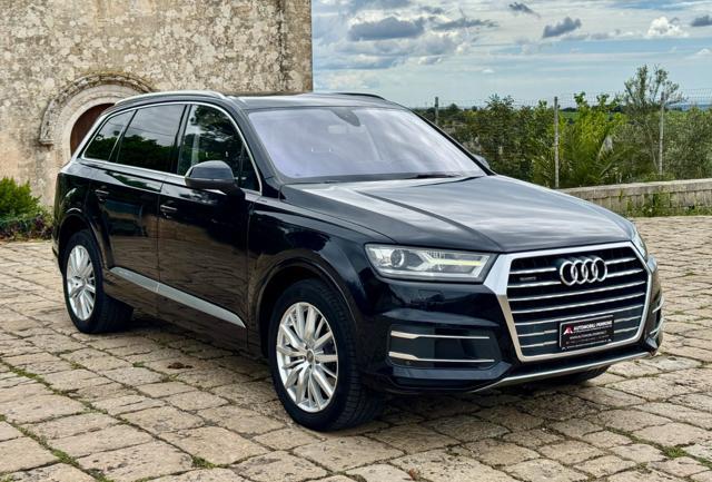 AUDI Q7 3.0 TDI 272cv Quattro (Tetto/Gancio/7posti/Pelle)