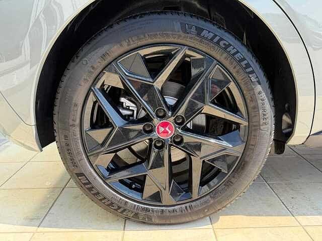 DS DS 4 4 E-Tense 225 Performance Line
