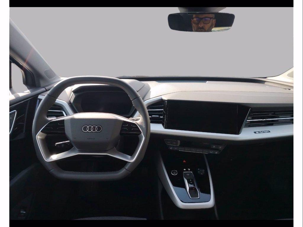 AUDI Q4 e-tron 35 business advanced del 2025