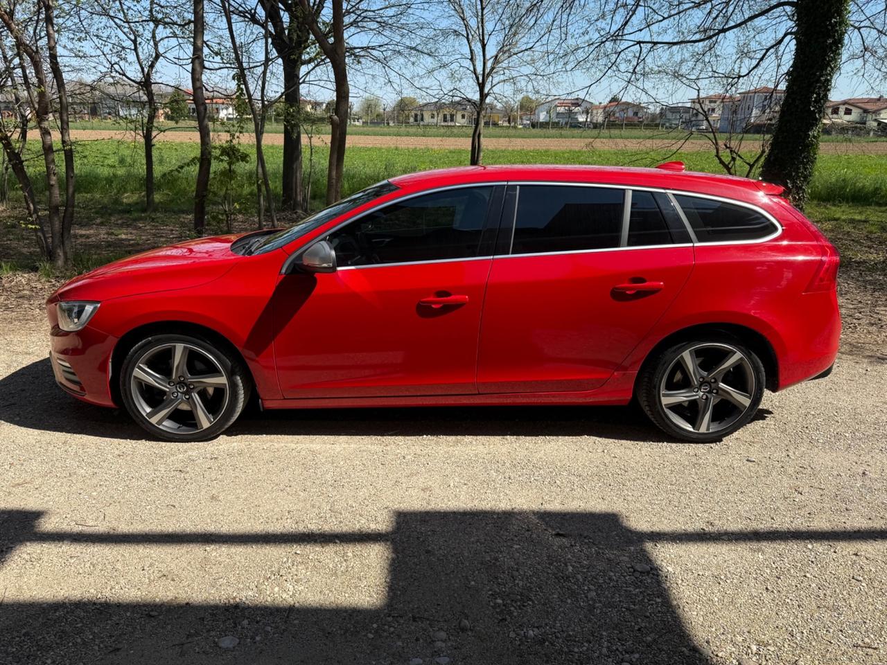 Volvo V60 D5 R